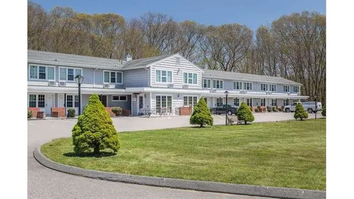 Rodeway Inn Waterford - New London 4