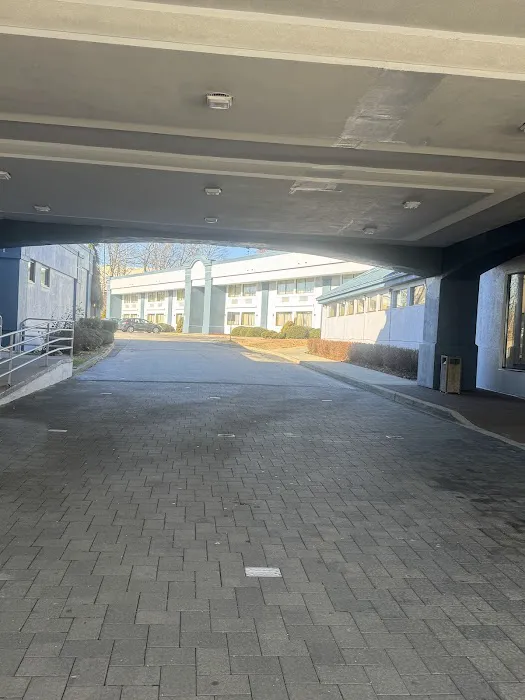 Regency Inn and Suites New London , Mystic 4