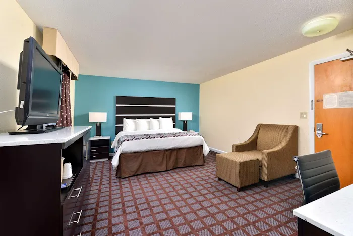 Americas Best Value Inn New London Mystic 4