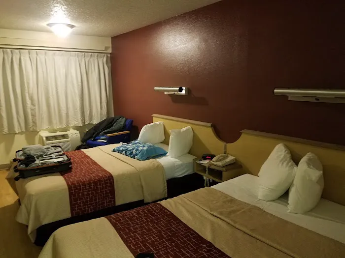 Red Roof Inn Mystic - New London 4