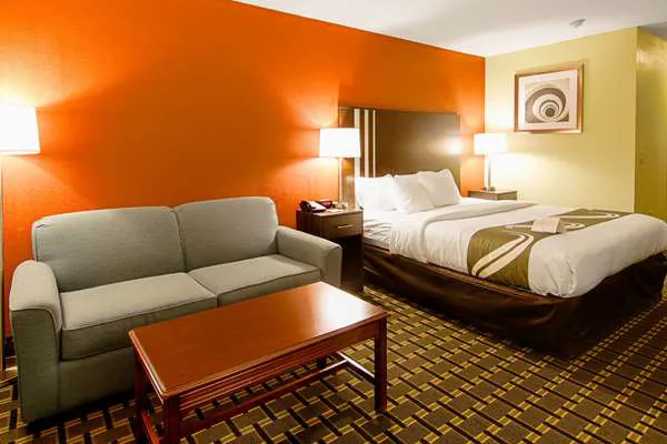 Quality Inn Plainfield I-395 4