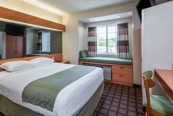 Microtel Inn & Suites by Wyndham Uncasville Casino Area 5