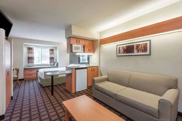 Microtel Inn & Suites by Wyndham Uncasville Casino Area 5