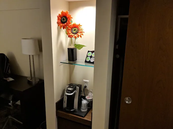 Hotel UMass 5