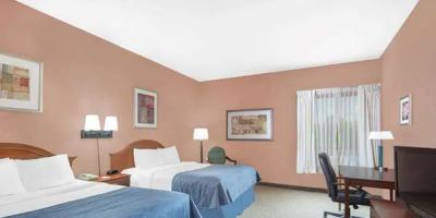 Howard Johnson by Wyndham Amherst Hadley