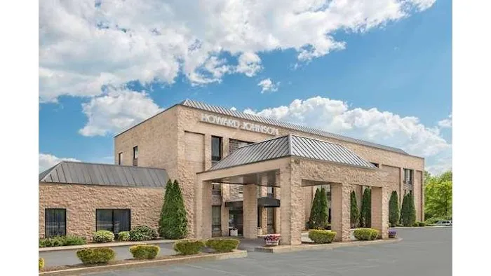 Howard Johnson by Wyndham Amherst Hadley 4