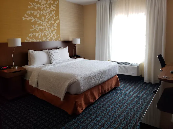 Fairfield Inn & Suites Springfield Northampton/Amherst 4