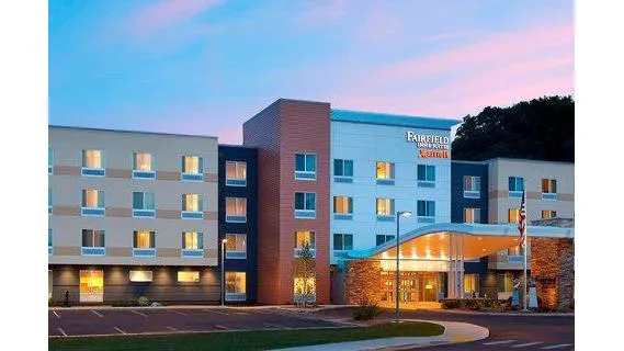 Fairfield Inn & Suites Springfield Northampton/Amherst 4