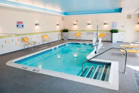 Fairfield Inn & Suites Springfield Northampton/Amherst 4