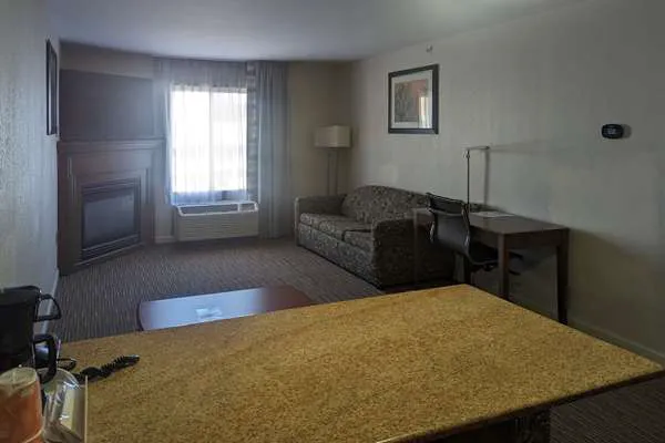 Quality Inn & Suites Northampton- Amherst 4