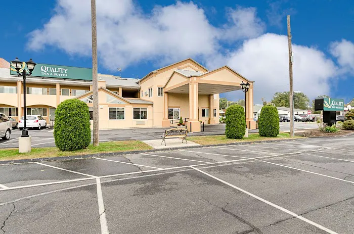 Quality Inn & Suites Northampton- Amherst 4