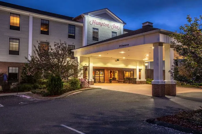 Hampton Inn Hadley-Amherst Area 4