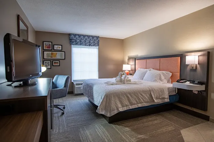 Hampton Inn Hadley-Amherst Area 4