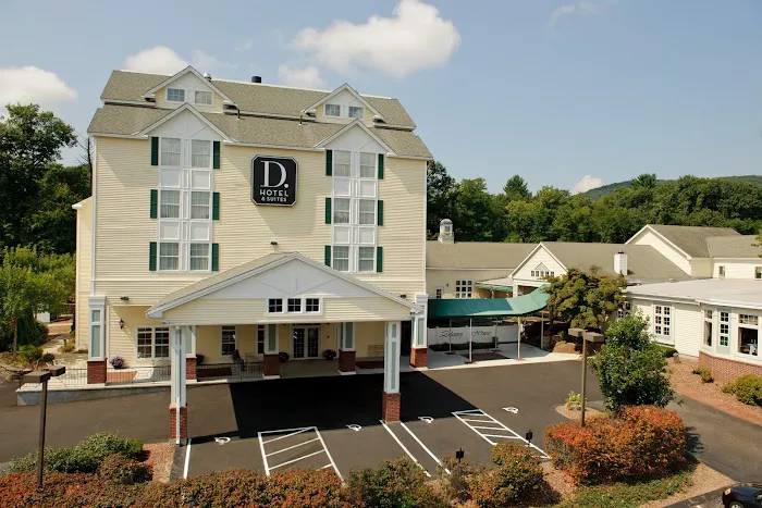 D. Hotel Suites & Spa 4