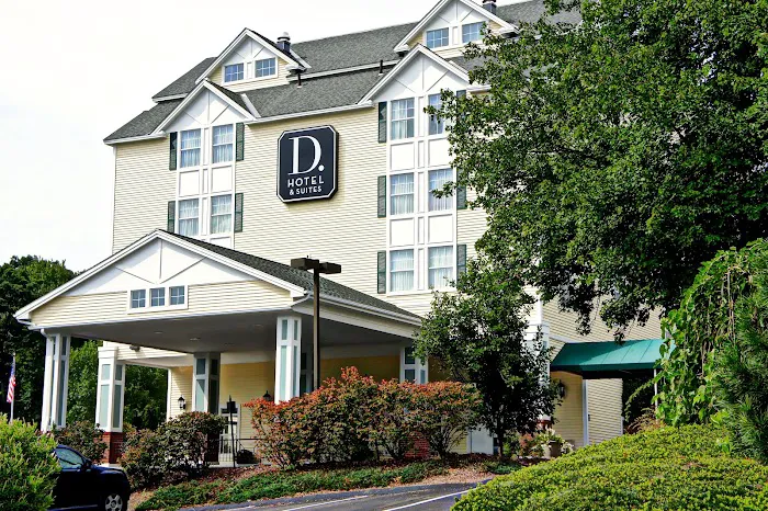 D. Hotel Suites & Spa 4