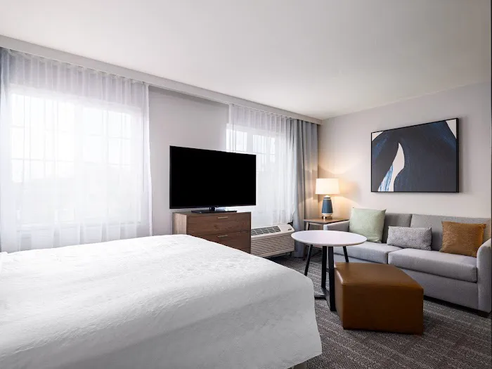Staybridge Suites Rochester University by IHG 4