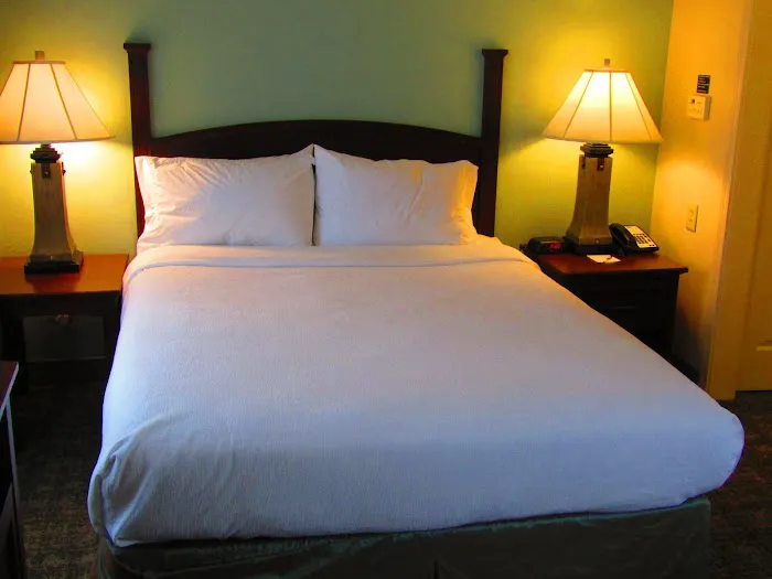 Staybridge Suites Rochester University by IHG 4