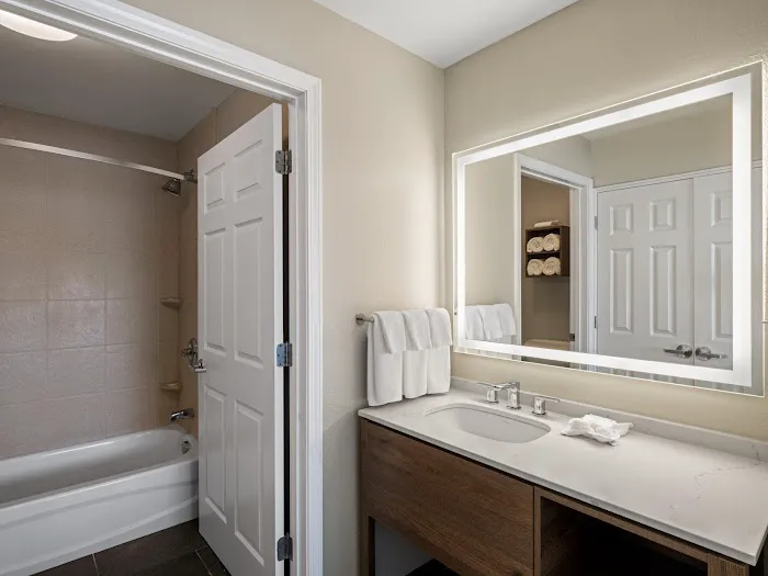 Staybridge Suites Rochester University by IHG 4