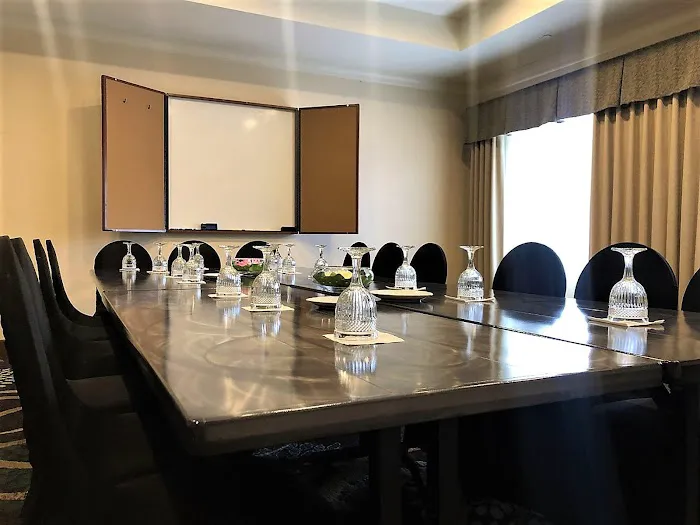 Staybridge Suites Rochester University by IHG 4