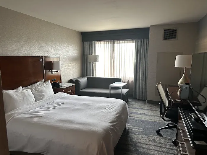 Rochester Airport Marriott 4