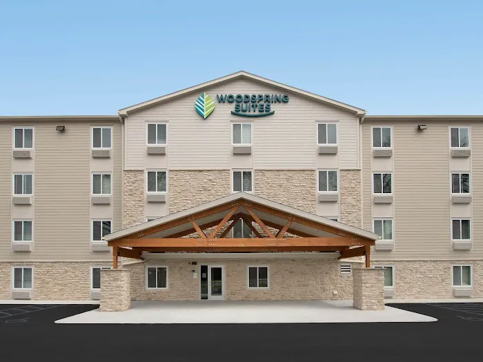 WoodSpring Suites Rochester Greece 4