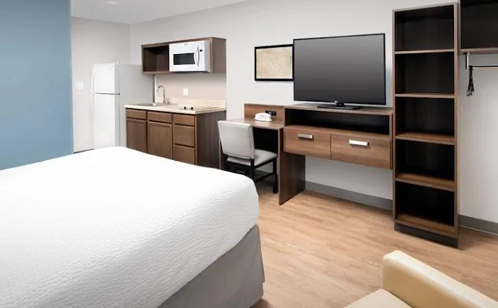 WoodSpring Suites Rochester Greece 4
