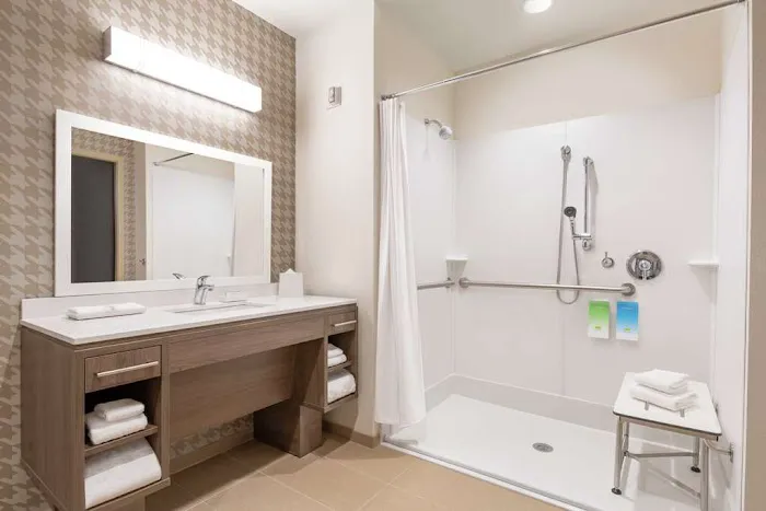 Home2 Suites by Hilton Rochester Greece 4