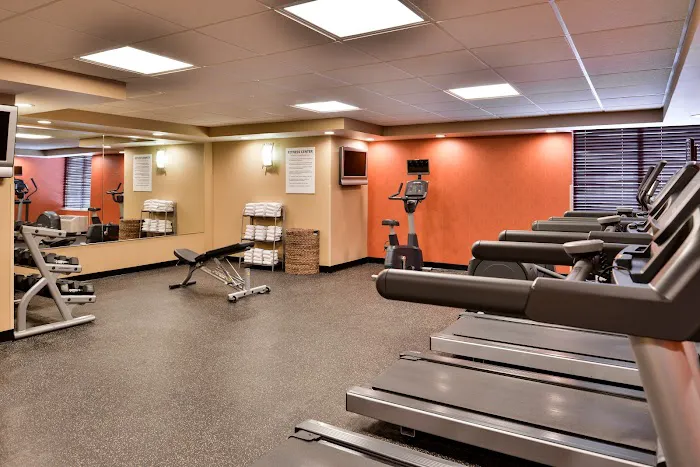 Holiday Inn & Suites Rochester - Marketplace by IHG 4