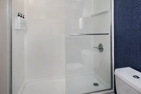 Fairfield Inn Rochester Airport 4
