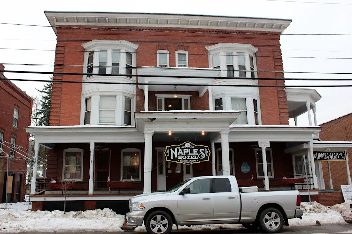 The Naples Hotel 4