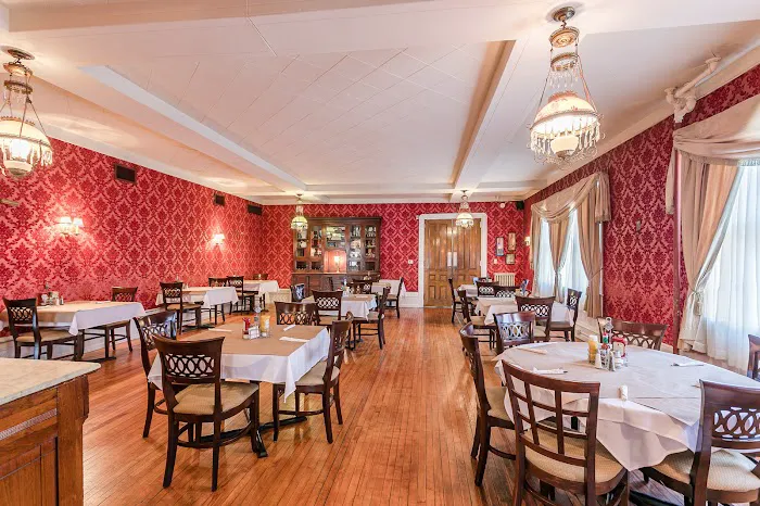 The Naples Hotel 4