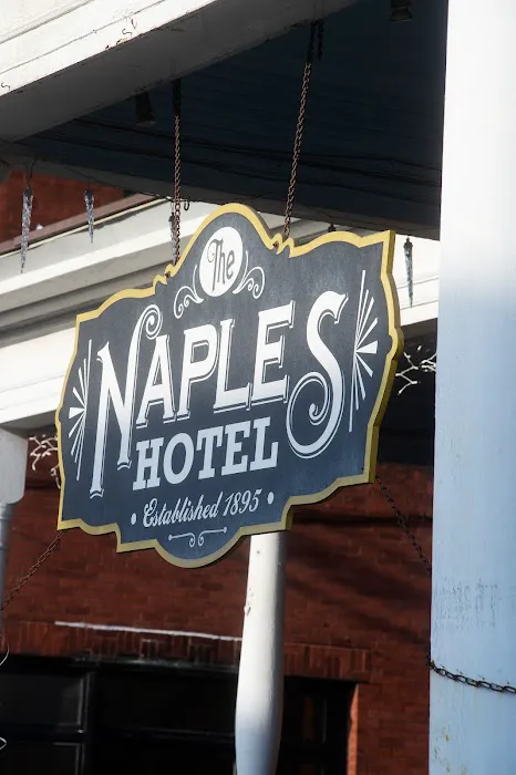The Naples Hotel 4