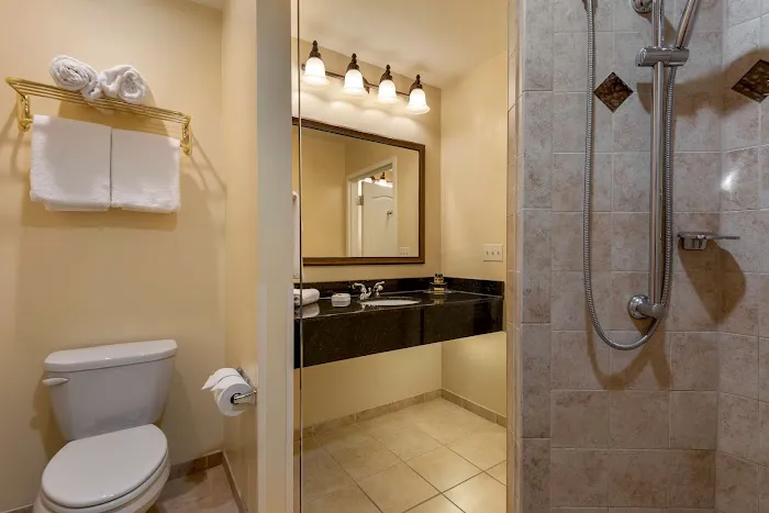 Best Western Plus Vineyard Inn & Suites 4