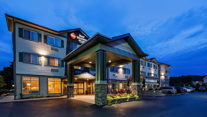 Best Western Plus Vineyard Inn & Suites 4