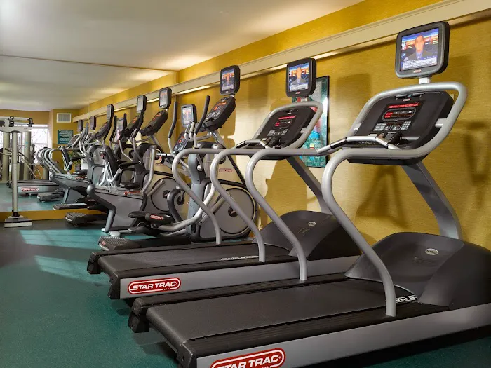 Green Mountain Suites Hotel 4
