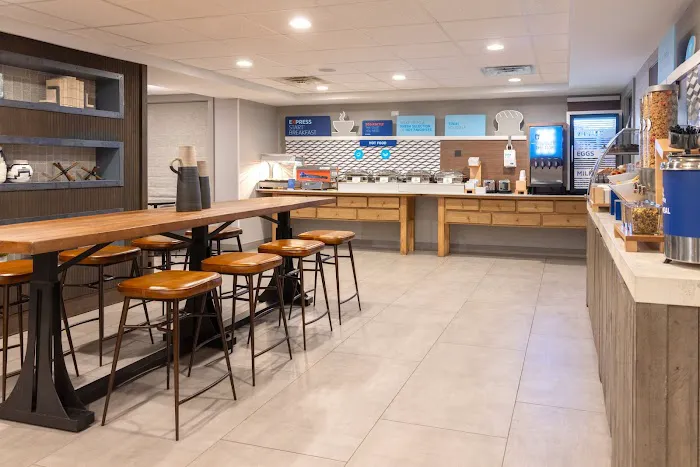 Holiday Inn Express South Burlington - Downtown by IHG 4