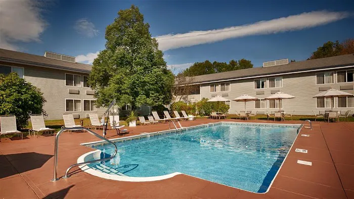 Best Western Plus Windjammer Inn & Conference Center 4