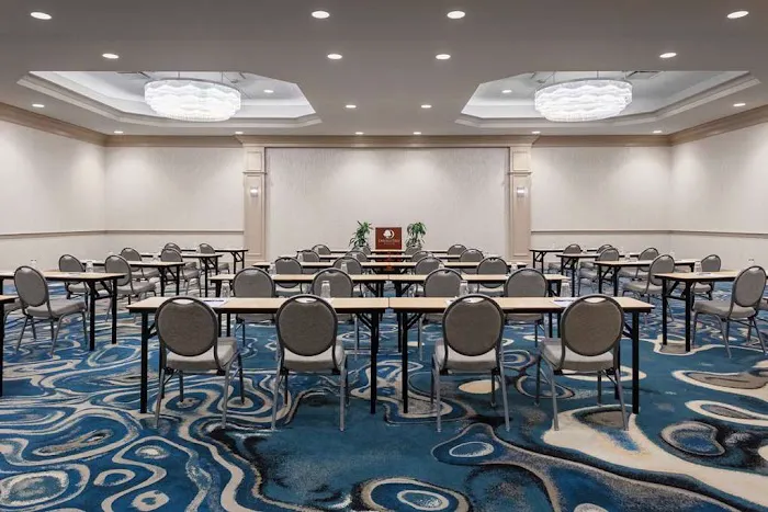 DoubleTree by Hilton Burlington Vermont 4