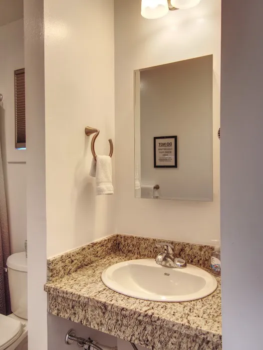 The Vermont Suites 4