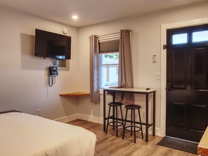 The Vermont Suites 4