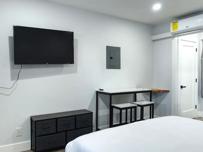 The Vermont Suites 4