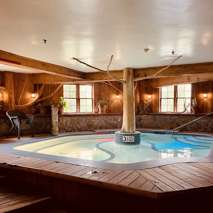 Mirror Lake Inn 4