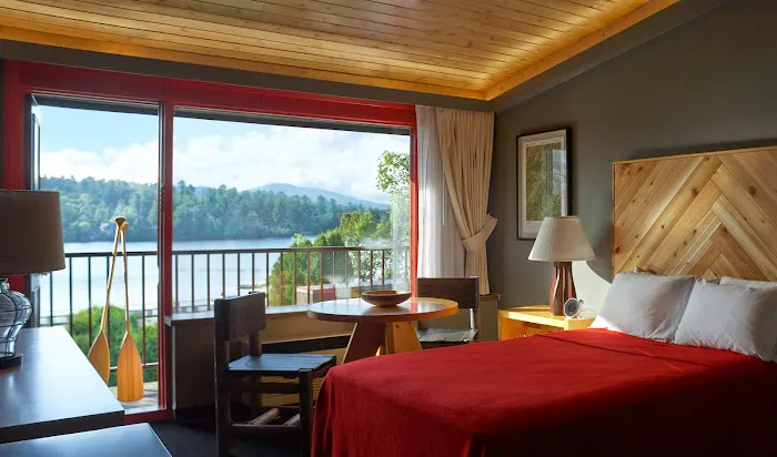 Lake House at High Peaks Resort 4
