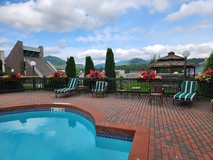 High Peaks Resort 4