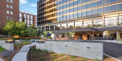 Hotel Champlain Burlington, Curio Collection by Hilton