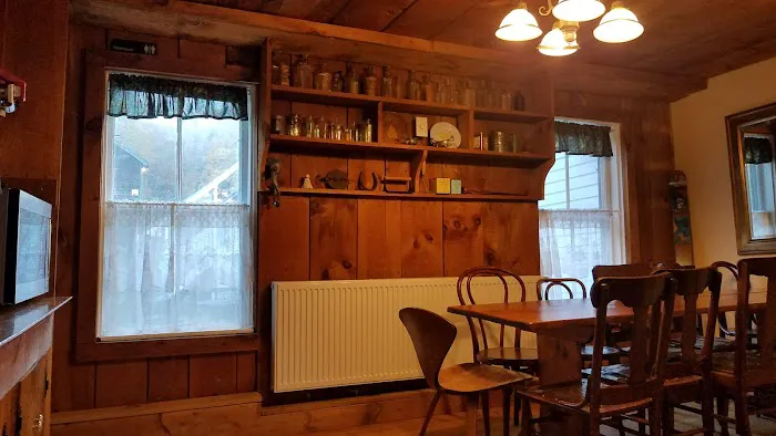 Salt Ash Inn 4