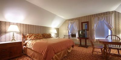 Ludlow Colonial Motel
