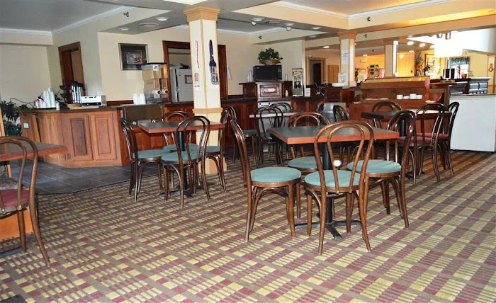 New World Inn 4