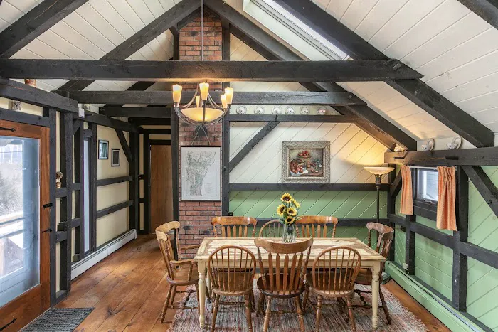 Hillcrest Manor of Vermont 5