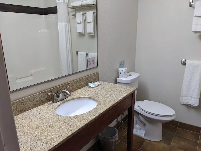 Pleasant Night Inn 4